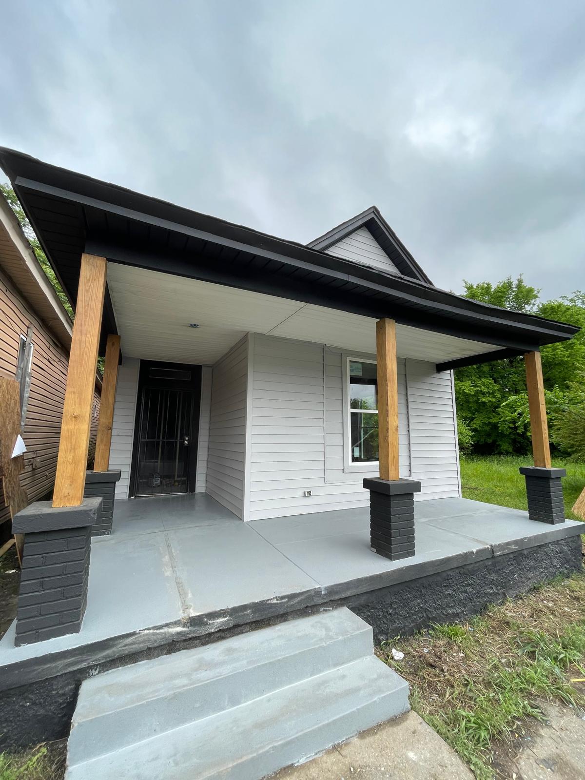 Property main image