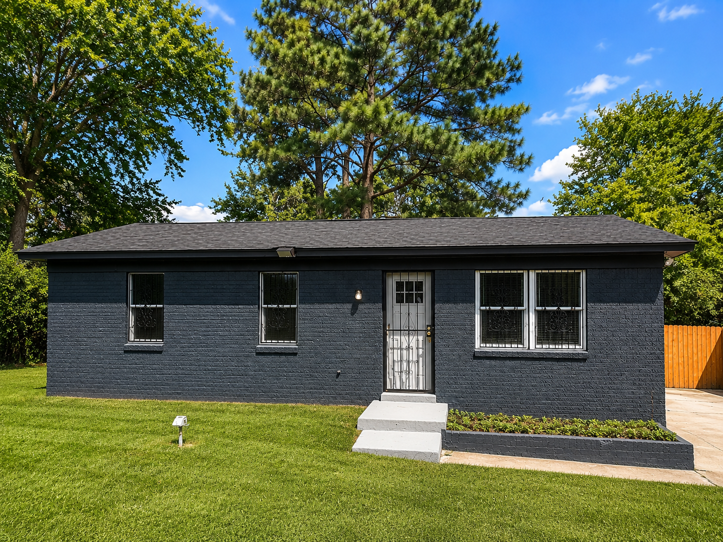 425 Gainsville Avenue